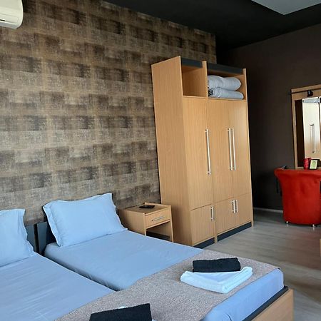 In Club Aparthotel Vrnjacka Banja Luaran gambar