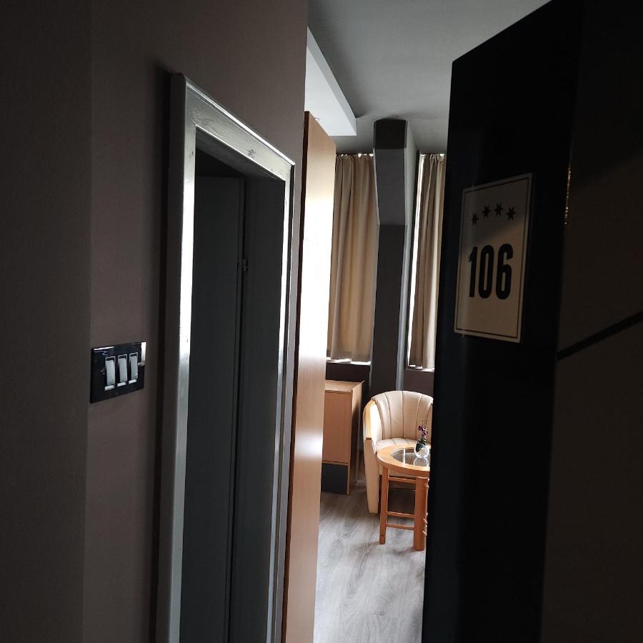 In Club Aparthotel Vrnjacka Banja Luaran gambar