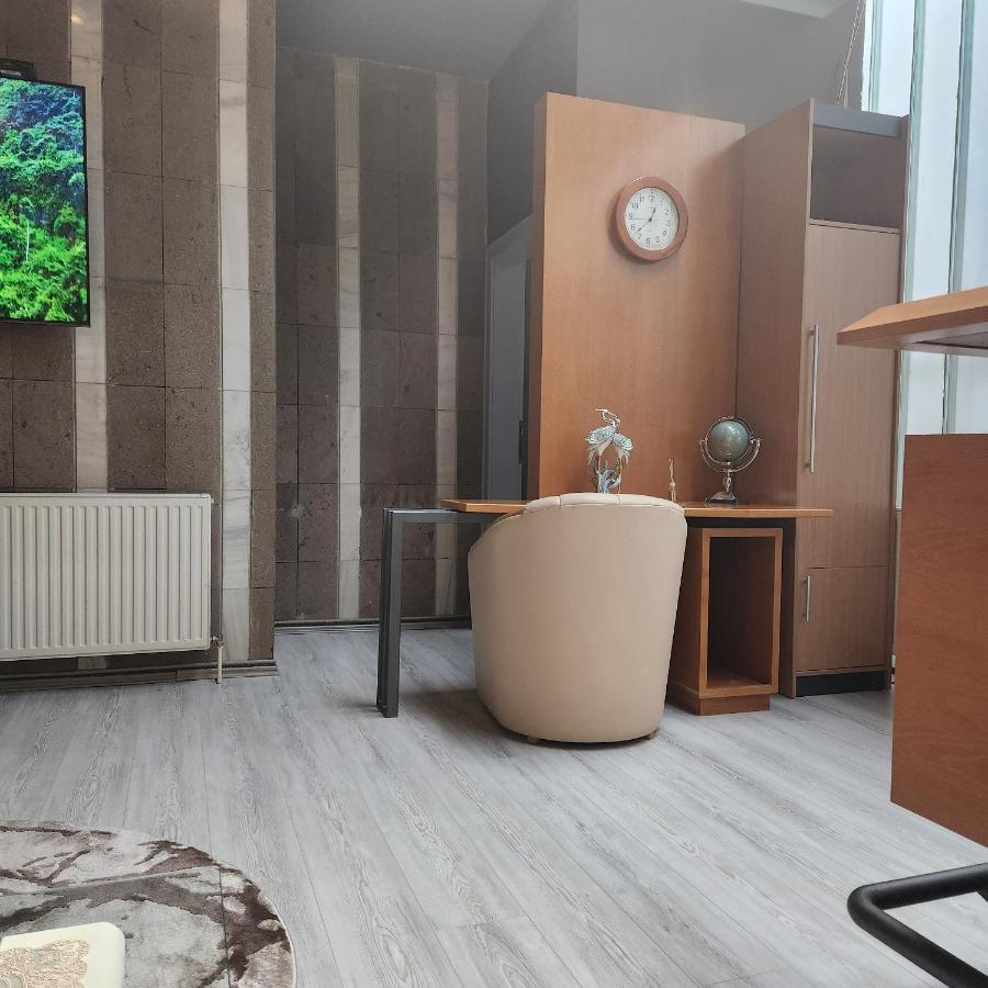 In Club Aparthotel Vrnjacka Banja Luaran gambar
